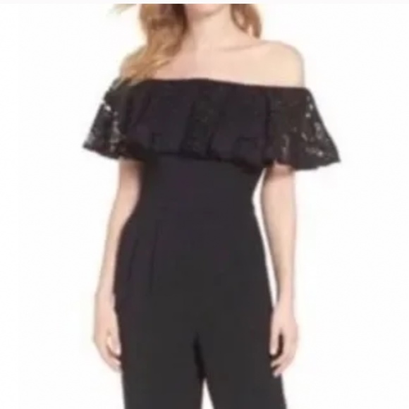 Eliza j - Picture 3 of 4